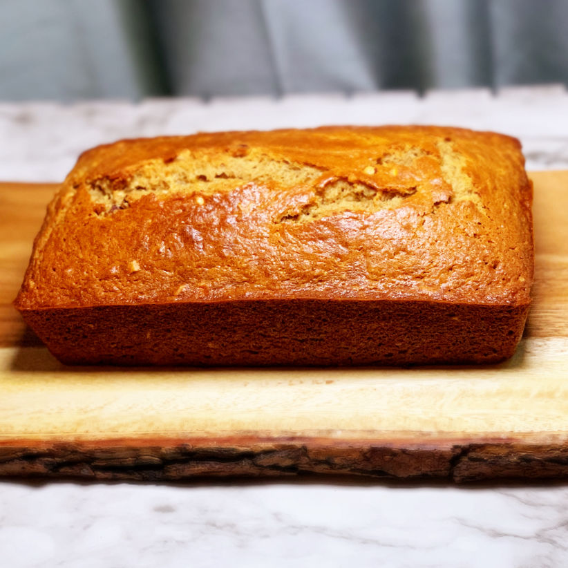 Photo of loaf of banana bread 