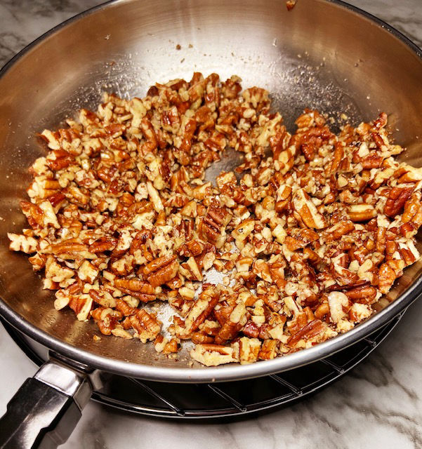 Picture of sweet and spicy toasted pecans